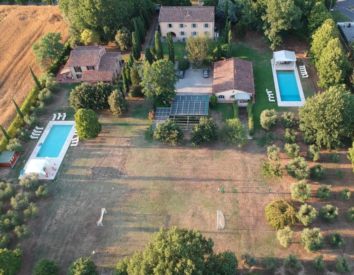 Гостьовий будинок Borgo Ai Lecci Orentano Екстер'єр фото